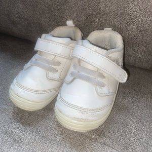 Size 4 white Stride Rite shoes